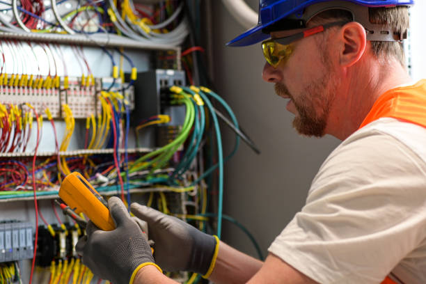 Best Local Electrician Companies  in Cool Valley, MO